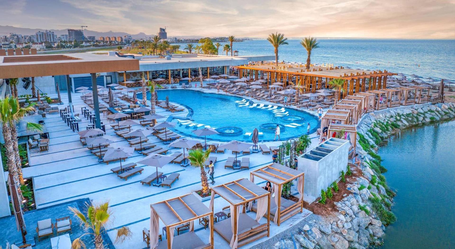 Grand Sapphire Resort & Casino Trikomo Bagian luar foto