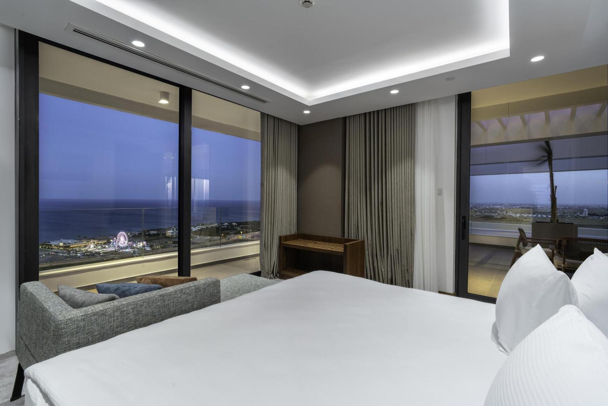 Grand Sapphire Resort & Casino Trikomo Bagian luar foto
