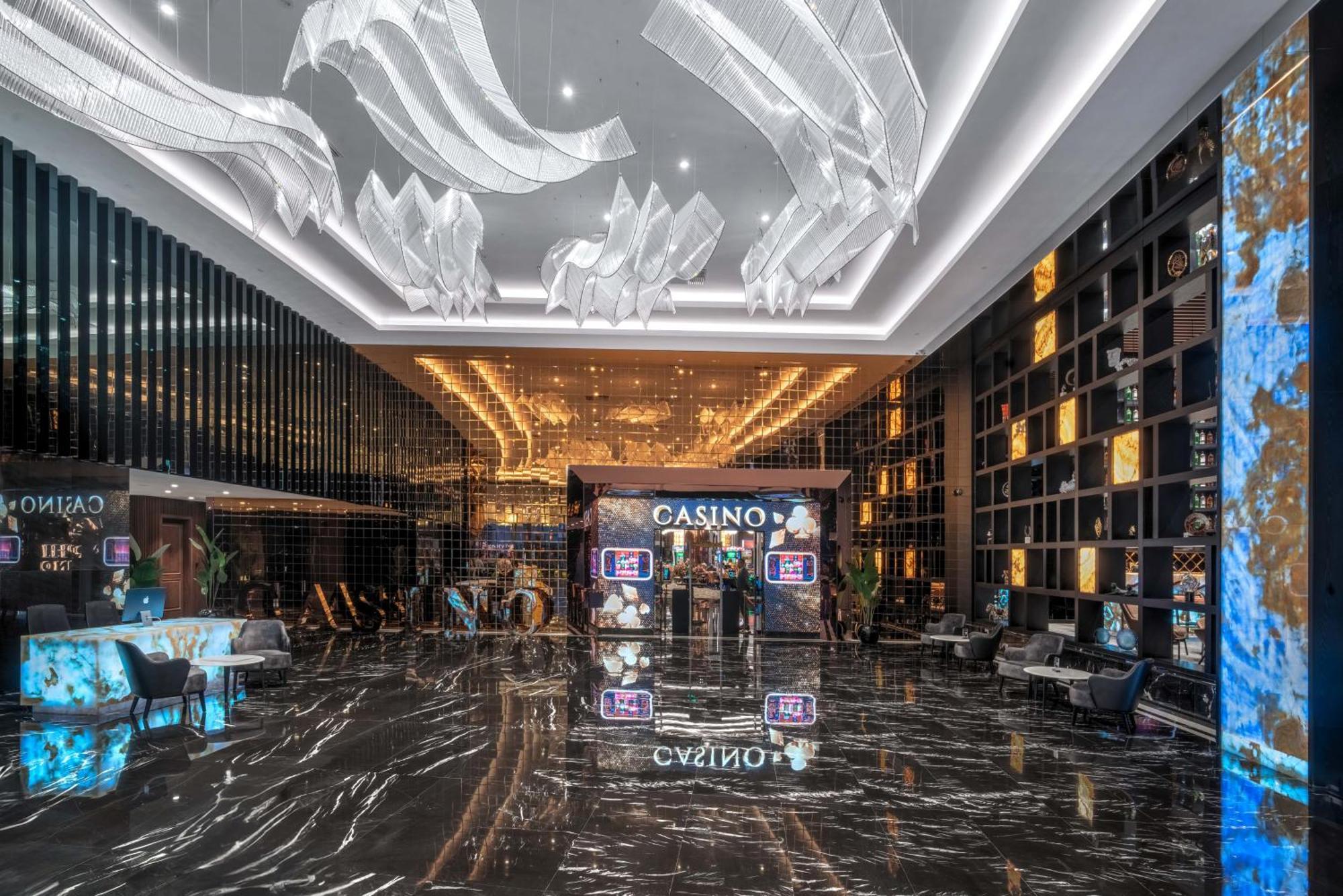 Grand Sapphire Resort & Casino Trikomo Bagian luar foto