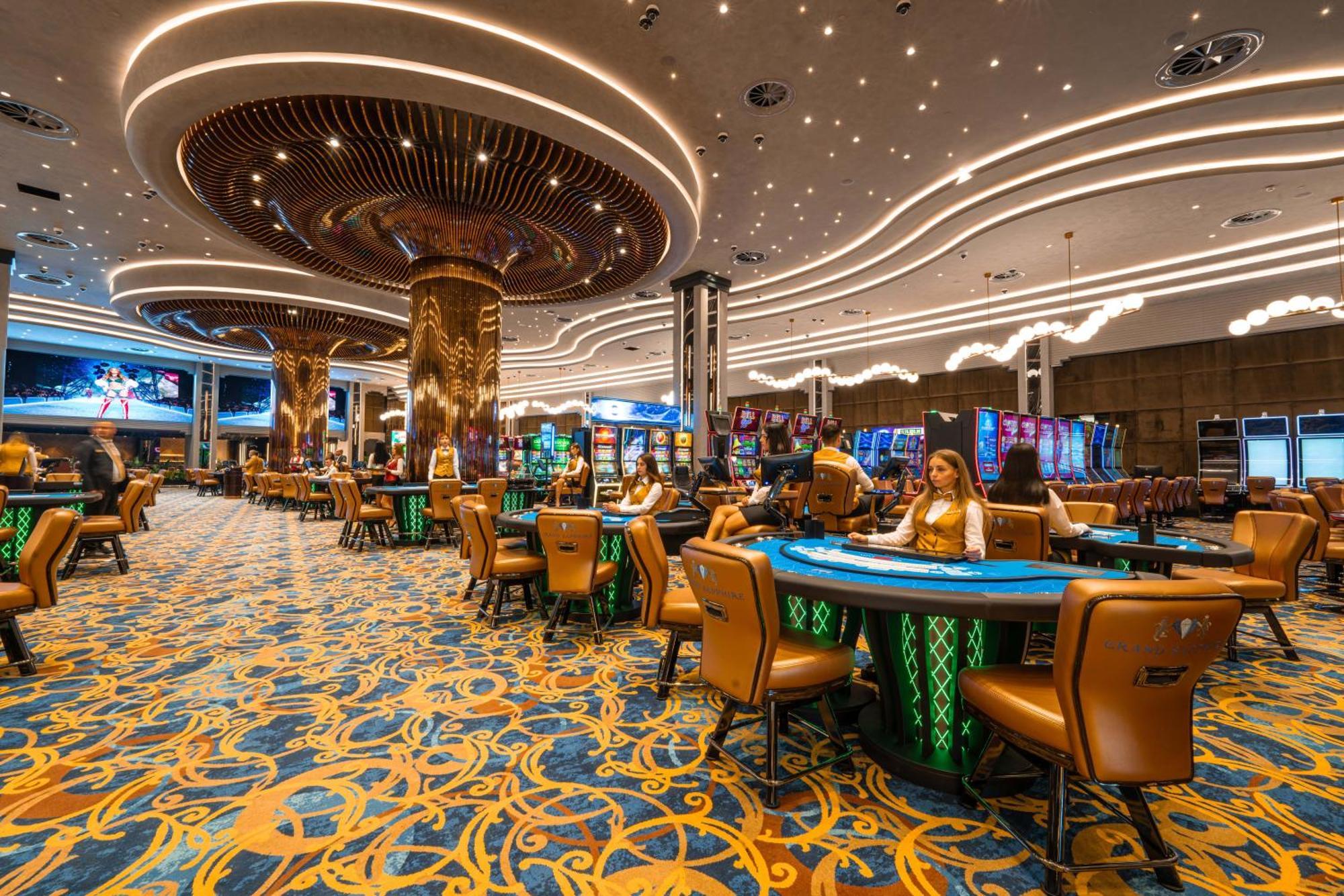 Grand Sapphire Resort & Casino Trikomo Bagian luar foto